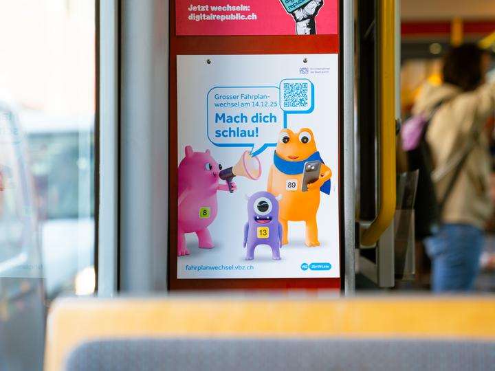 Die Trabulini schaffen Aufmerksamkeit an den Haltestellen