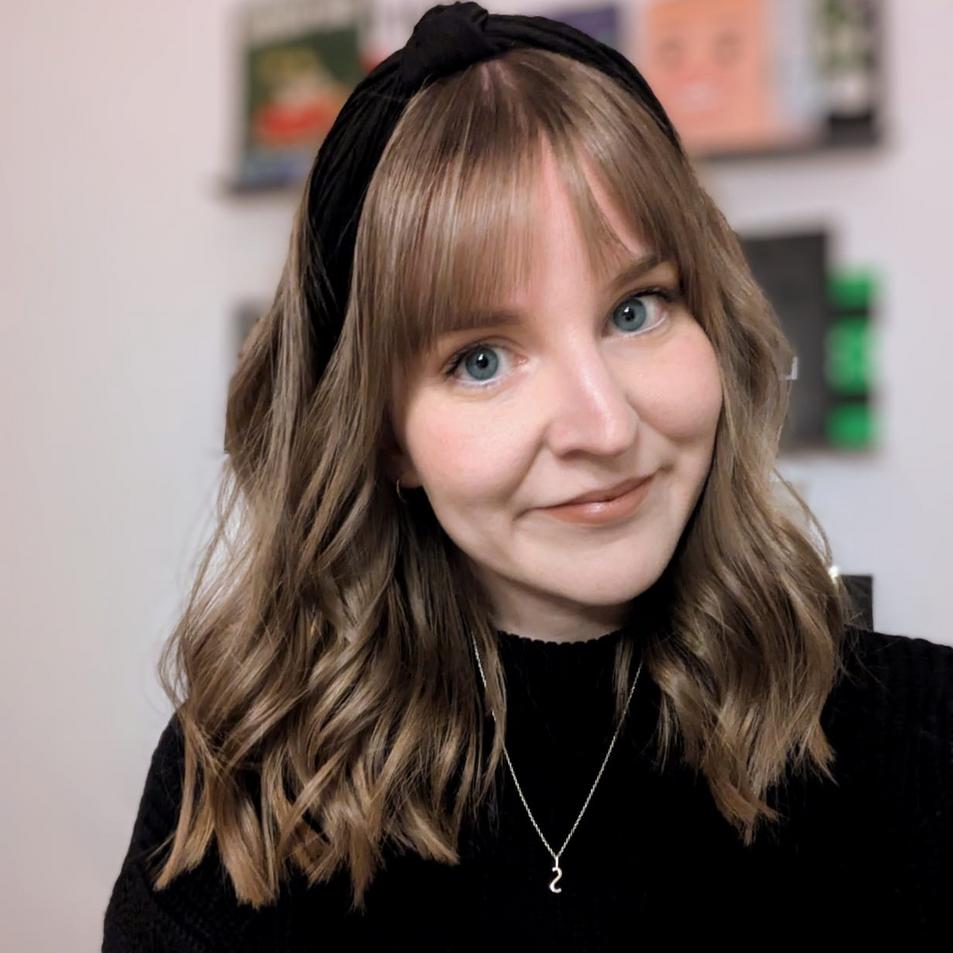 Hair, Chin, Head (1 Person)